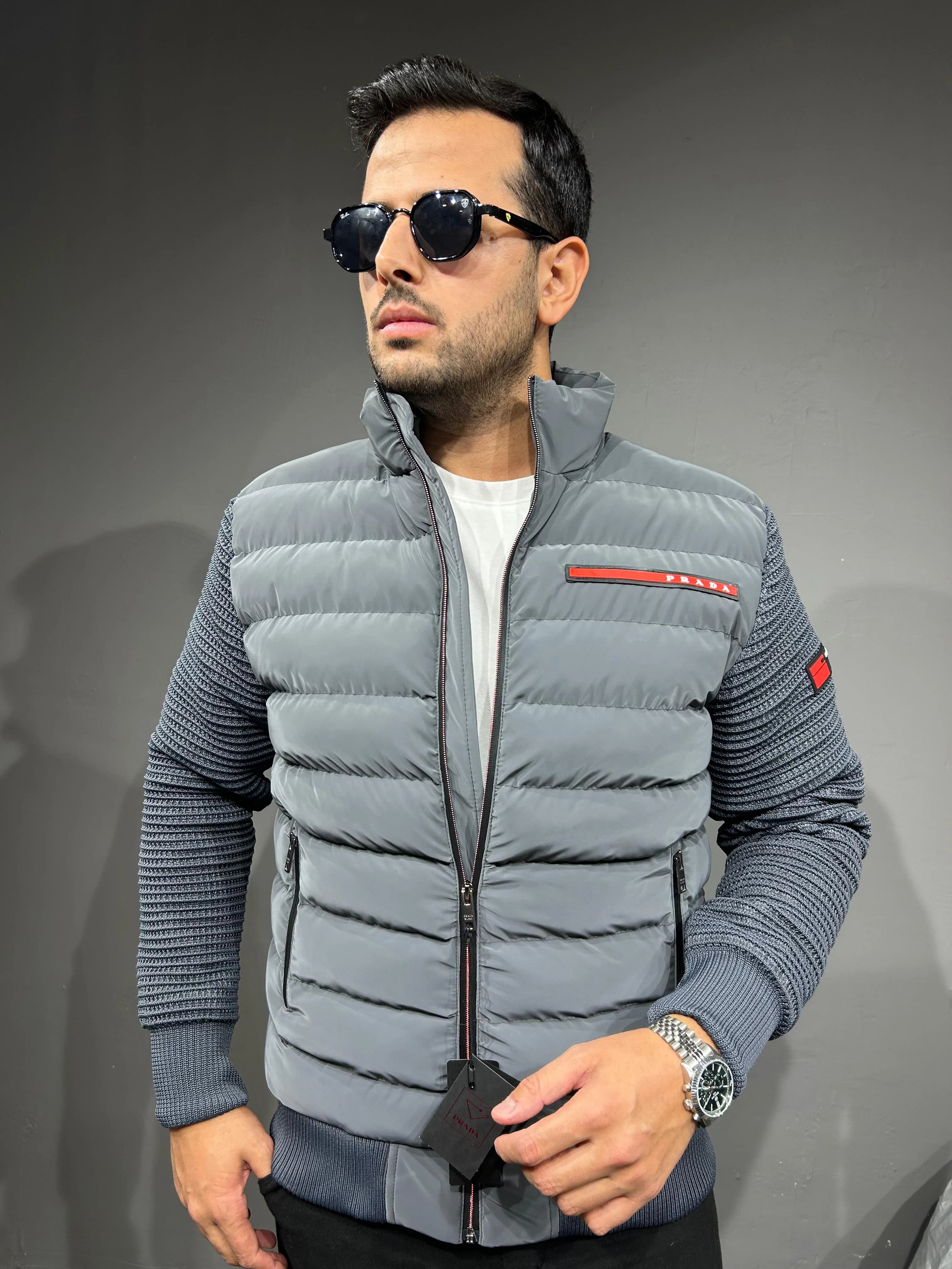 PRADA KOLLAR ÇELİK ÖRME MONT GRİ görünüm 1