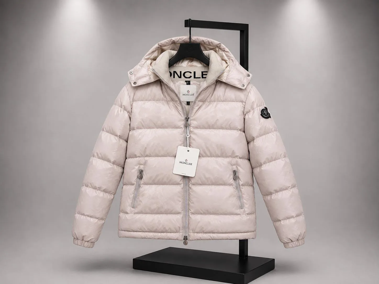 MONCLER KAPÜŞONLU ŞİŞME MONT BEJ (ÇIKARILABİLİR KAPÜŞON)